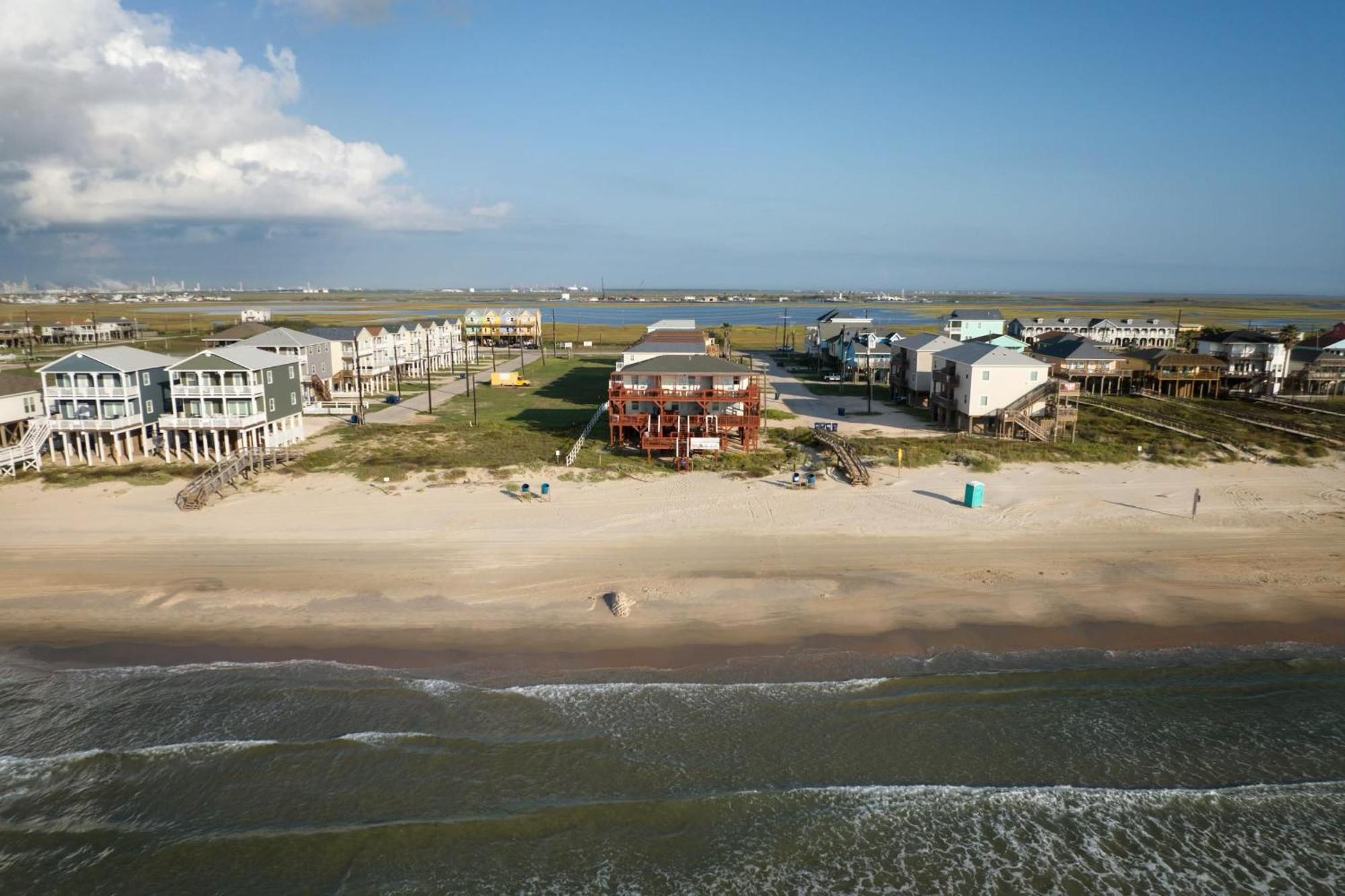 Unobstructed Oceanfront Sand Dollar Unit 7 Beach Pad! Villa Surfside Beach Exterior photo